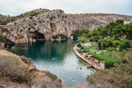 Day Trip to Delphi & Arachova with Audio Guide – Greece